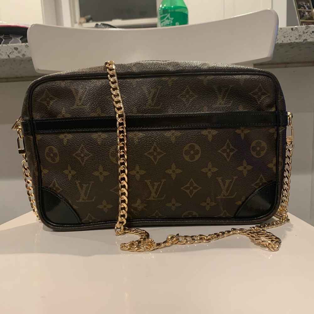 Authentic Louis Vuitton Compiegne 28 Crossbody